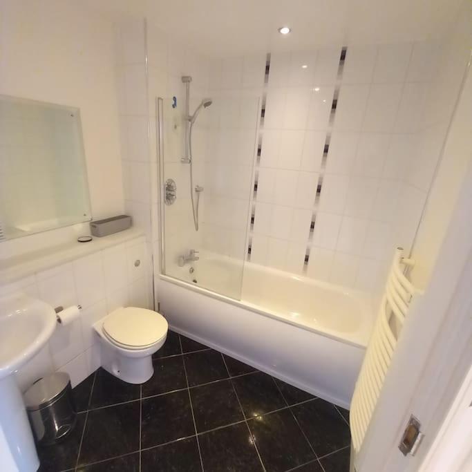 Centrally Situated 1 Bedroom Apartment! Birmingham Exterior photo